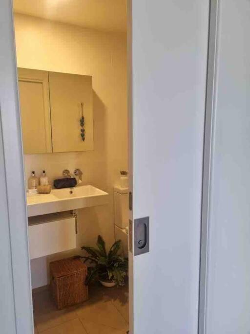 Modern 1 Brm Apartment With Pool Close To Beach Gold Coast Esterno foto