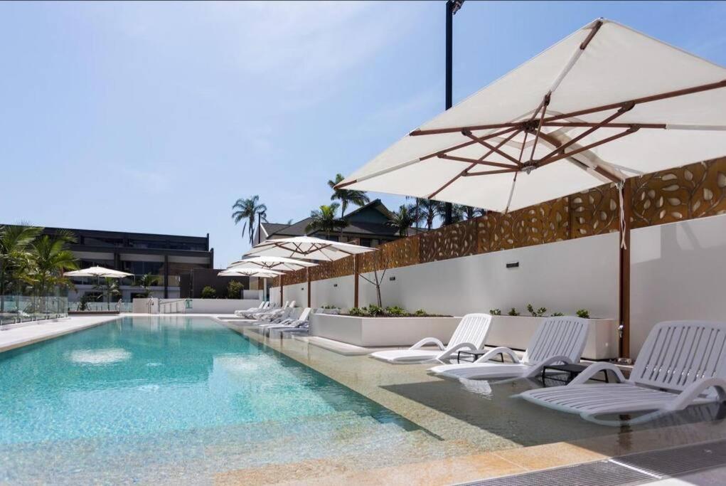 Modern 1 Brm Apartment With Pool Close To Beach Gold Coast Esterno foto